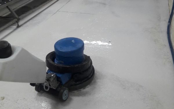 Xử lý khuyết tật bề mặt cho sàn nhà xưởng